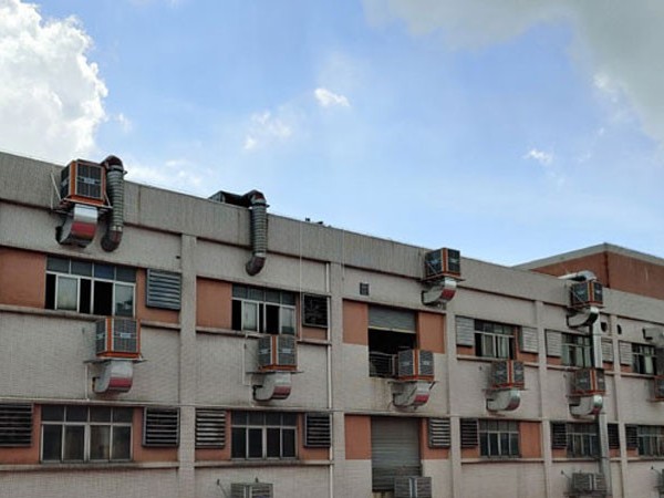 東莞環(huán)?？照{(diào)廠家.1.5KW環(huán)?？照{(diào).車間降溫設(shè)備